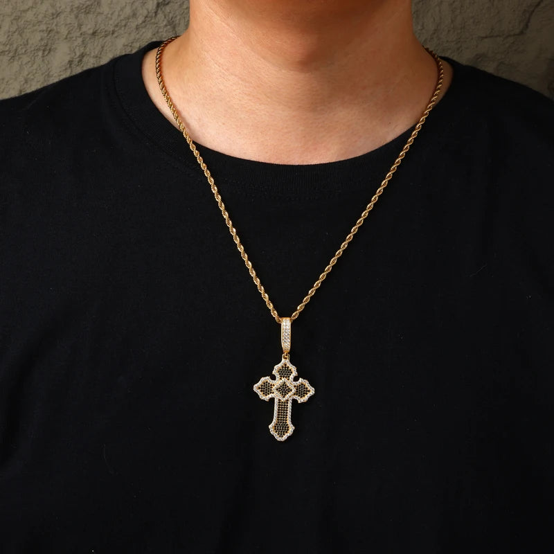 New Personalized Iced Out Moissanite Cross Pendant Necklace 925 Sterling Silver Religious Charm Hip Hop Jewelry Plated 18K Gold